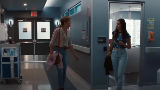 Kut From the Kloth Jasmine Blouse worn by Candy Kemper (Katie Uhlmann) as seen in Nurses (S02E03)