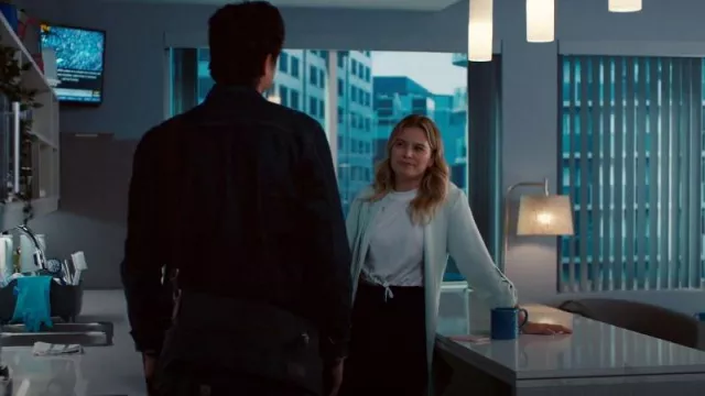Rag & Bone Aiden Tee worn by Grace Knight (Tiera Skovbye) as seen in Nurses (S02E06)