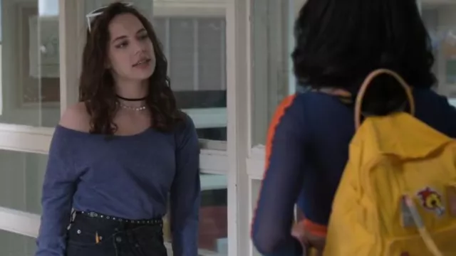 Agolde Criss Cross Skirt worn by Beth Cassidy (Marlo Kelly) as seen in Dare Me (S01E02)
