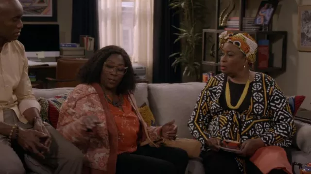 Universal Thread Rowan Bag worn by Kemi (Gina Yashere) as seen in Bob Hearts Abishola (S03E06)