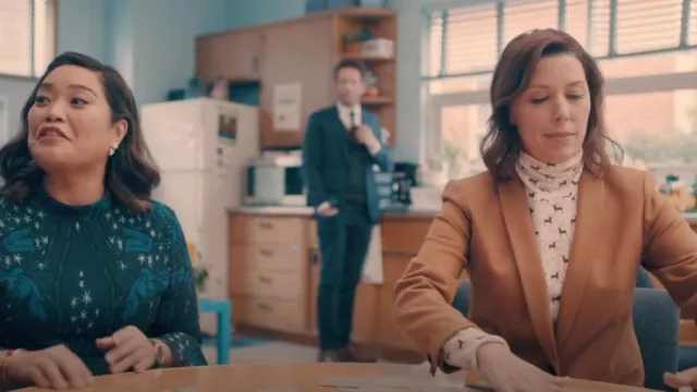 J Crew Caramel Blaz­er worn by Lynette (Elizabeth Alderfer) as seen in A.P. Bio (S03E06)