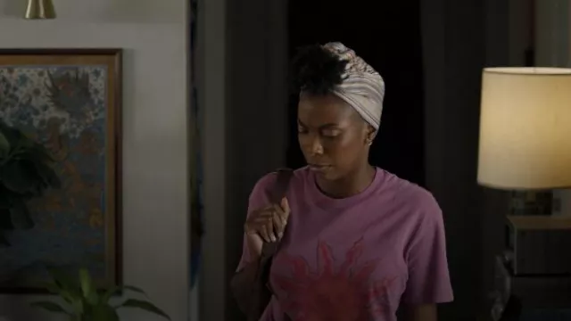 Aretes suculentos delanteros y traseros de Madewell usados por Ayana (Sasheer Zamata) como se ve en Woke (S02E05)