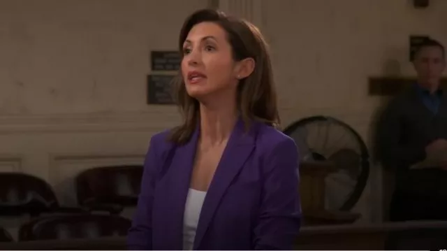 Theory Women's Etiennette Blazer worn by Olivia Moore (India de Beaufort) as seen in Night Court (S02E13)