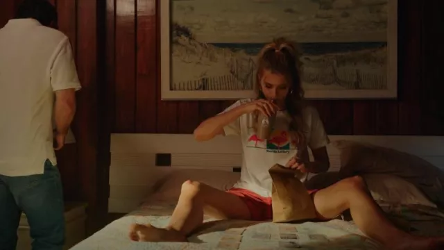 Vintage Florida Lottery T Shirt Tee Touch Of Gold Made USA worn by Delly West (Abbey Lee) as seen in Florida Man (S01E04)