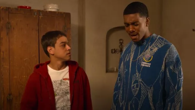 Levi's Graphic Crewneck T-Shirt in Jungle worn by Ruby Martinez (Jason Genao) as seen in On My Block (S04E07)
