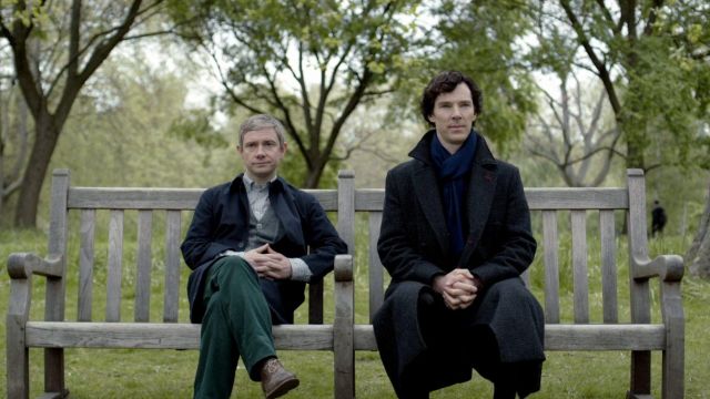 Le manteau Belstaff Milford de Sherlock Holmes (Benedict Cumberbatch) dans Sherlock S03E02