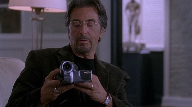 The camcorder Hitachi of Walter Abrams (Al Pacino) in Two for the Money