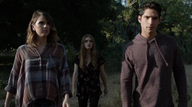 The floral dress Mimi Chica of Lydia Martin (Holland Roden) in Teen Wolf S06E08