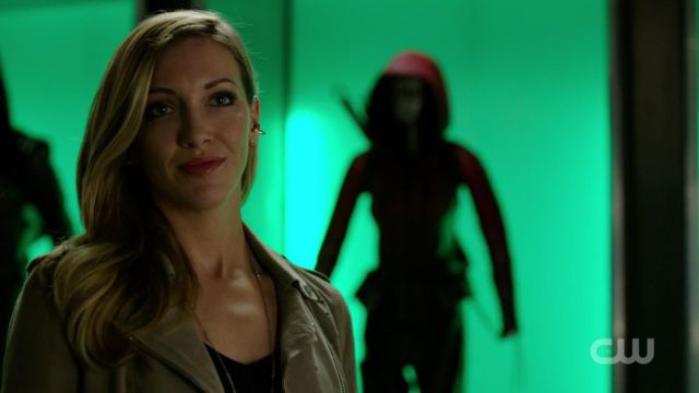 Jacket-All Saints suede Laurel Lance (Katie Cassidy) in Arrow S05E09