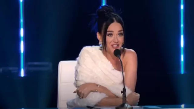 Bottega Veneta Beam Ear­rings worn by Katy Perry as seen in American Idol (S22E06)