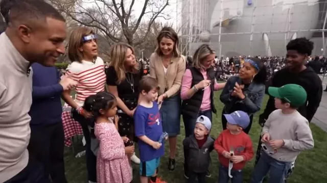 Veronica Beard Solene Cashmere Cardigan in Beige worn by Savannah Guthrie as seen in Today on April 9, 2024