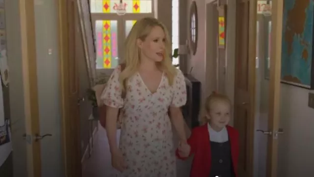Nobody's Child Delilah Floral Midi Dress in Ivory Floral worn by Lucy (Lucy Beaumont) as seen in Meet the Richardsons (S05E01)