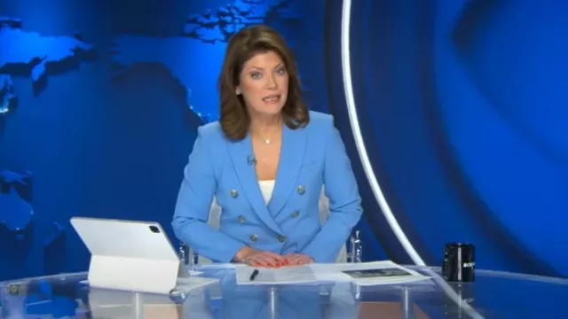 Veste Veronica Beard Miller Dickey portée par Norah O’Donnell dans CBS Evening News le 12 avril 2024