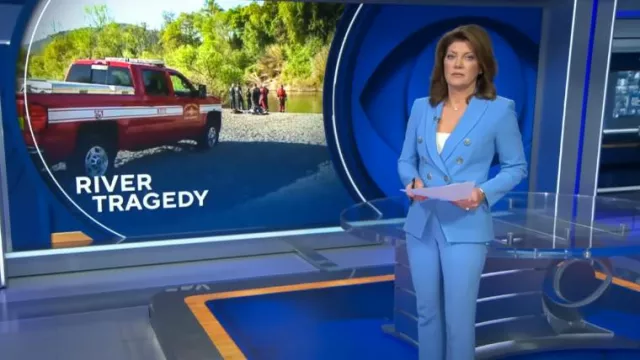 Veronica Beard Xael Suiting Pant usado por Norah O'Donnell como se ve en CBS Evening News el 12 de abril de 2024