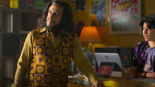Zara Crochet Granny Square Vest worn by Crystal Guy (Kyle Kassardjian) as seen in I Woke Up a Vampire (S02E02)