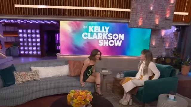 Femme Luce Minimale portée par Maren Morris vue dans The Kelly Clarkson Show le 12 avril 2024