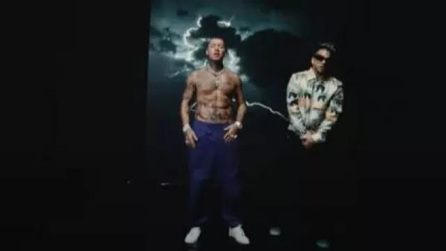 Givenchy Matte Black 'Giv Cut' Sunglasses worn by Ovy On The Drums in BLESSD ❌ OVY ON THE DRUMS - MÍRAME ???????? (VIDEO OFICIAL)