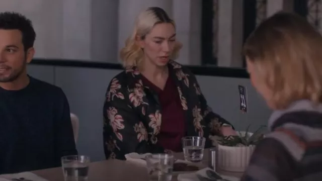 Veste Ryann n° 6 portée par Allison (Madeline Wise) comme on le voit dans So Help Me Todd (S02E06)