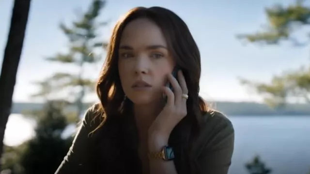 Camofit Compatible avec le bracelet Apple Watch porté par Maggie Sullivan (Morgan Kohan) comme on le voit dans Sullivan’s Crossing (S02E01)
