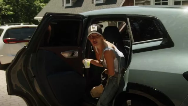 Goorin Bros. Truck­er Hat worn by (Amanda Batula) as seen in Summer House (S08E10)