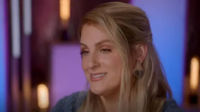 Bottega Veneta Stud Ear­rings worn by Meghan Trainor as seen in American Idol (S22E13)