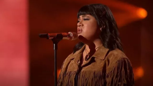 Vintage Leather Jack­et worn by Julia Gagnon as seen in American Idol (S22E13)