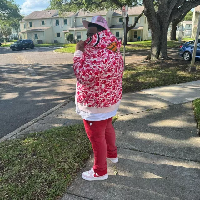 Vvertabrae Red C 2 Vertical Logo Sweatpants worn by Rod Wave on the Instagram account @rodwave
