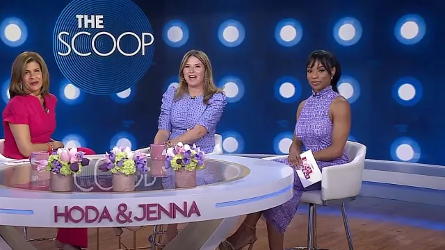 AFRM Poste Vestido largo de cuello alto body-con en cocodrilo púrpura usado por Devyn Simone como se ve en Today with Hoda & Jenna el 29 de abril de 2024