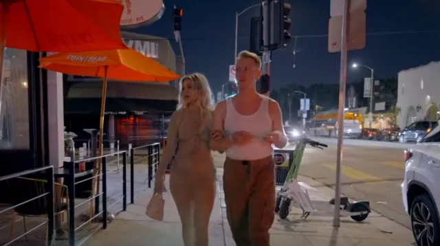 Bolso Naghedi St. Barths Petit Tote usado por Ariana Madix como se ve en Vanderpump Rules (T11E14)
