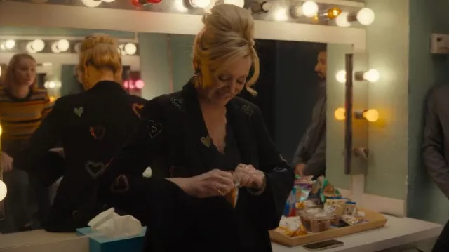 Cinq A Sept Heart Blaz­er worn by Deborah Vance (Jean Smart) as seen in Hacks (S02E06)