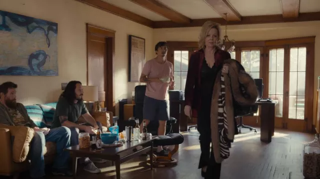 Josie Rose Es­sen­tials Lace-trim Body­suit worn by Deborah Vance (Jean Smart) as seen in Hacks (S02E06)