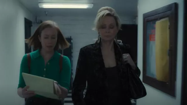 Veronica Beard Jacquard Blaz­er worn by Deborah Vance (Jean Smart) as seen in Hacks (S02E06)