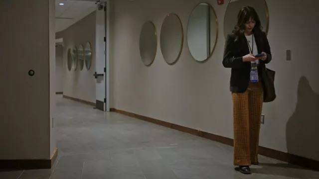 Khaite Bernadette Trousers worn by Sadie McCarthy (Melissa Benoist) as seen in The Girls on the Bus (S01E10)