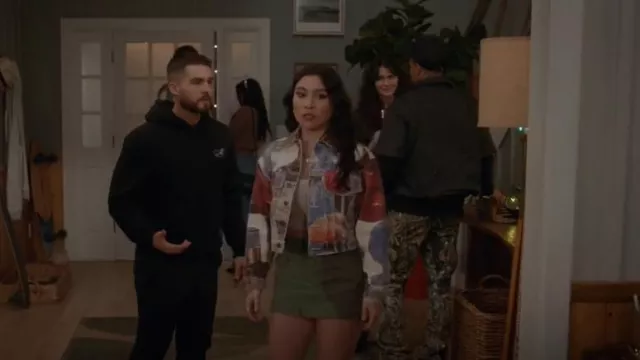 Madre La minifalda G.I. Jane usada por Jaymee (Miya Horcher) como se ve en All American (T06E07)