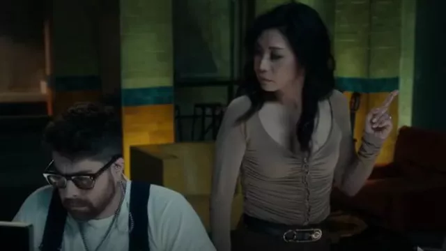 Versce Medusa Safety Pin Belt worn by Melody 'Mel' Bayani (Liza Lapira) as seen in The Equalizer (S04E09)