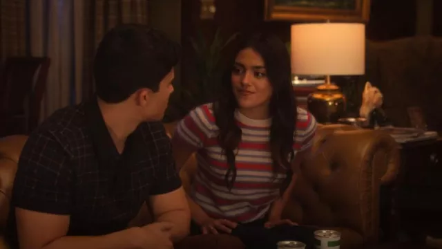 Frame Striped Knitted Top worn by Noa Olivar (Maia Reficco) as seen in Pretty Little Liars: Original Sin (S02E01)