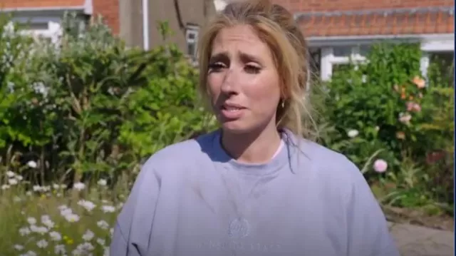 In The Style Embroidered Beverly Hills Sweater worn by Stacey Solomon as seen in Stacey Solomon's Renovation Rescue (S01E04)