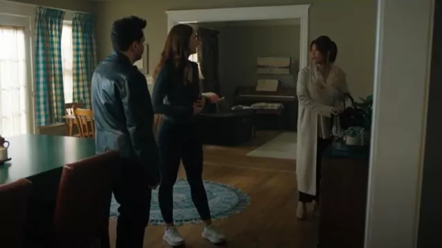 Zapatillas de running New Balance Fresh Foam X 1080 V13 para mujer usadas por Maggie Sullivan (Morgan Kohan) como se ve en Sullivan's Crossing (S02E06)
