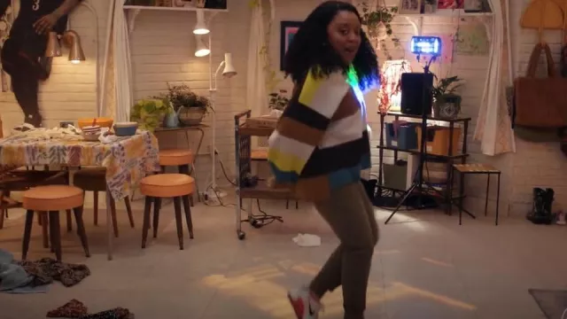 Nike Air Max 90 NN Sneakers in Bright Mix-Multi worn by Janine Teagues (Quinta Brunson) as seen in Abbott Elementary (S03E14)