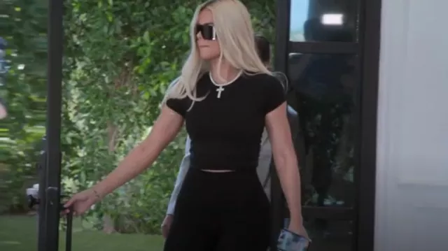 Skims Cotton Jersey T-Shirt worn by Khloé Kardashian as seen in The Kardashians (S05E01)