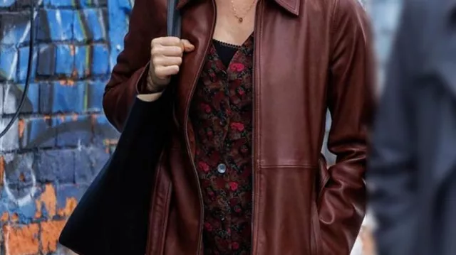 Outfits of Longing: Diane Kruger wears Brown Long Leather Coat to play Alice in the movie