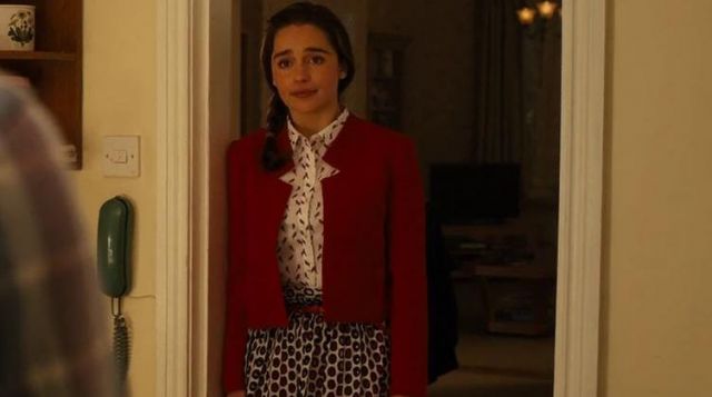 The blazer and the skirt of Lou Clark (Emilia Clarke) in Before You