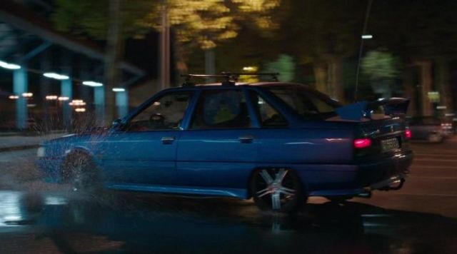 The Renault 21 Turbo driven by Patrick Chirac (Franck Dubosc) in the film Camping 3