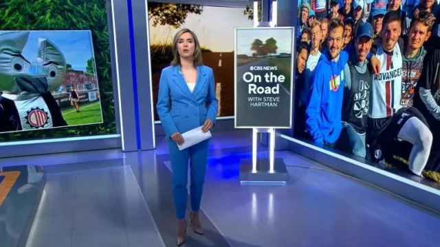 Pantalones Dorothee Schumacher Emotional Essence usados por Margaret Brennan como se ve en CBS Evening News el 7 de junio de 2024