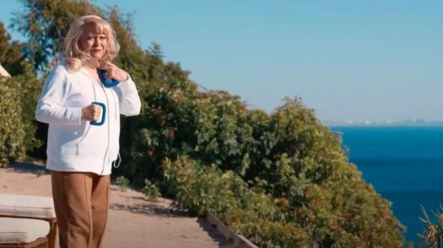 Sudadera con capucha con cremallera de felpa francesa vintage James Perse usada por Shelly Sterling (Jacki Weaver) como se ve en Clipping (S01E02)