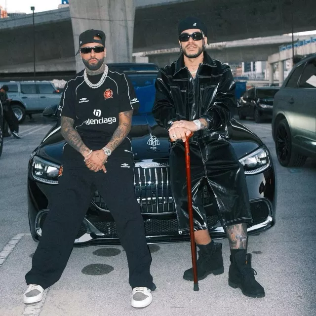 Jordan 1 Retro Low x Travis Scott 'Reverse Mocha' worn by Nicky Jam on the Instagram account @nickyjam