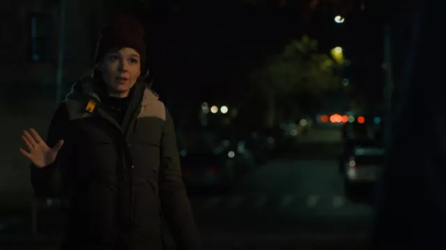 Parajumpers Deena Abrigo con capucha usado por Kristen Bouchard (Katja Herbers) como se ve en Evil (T04E01)