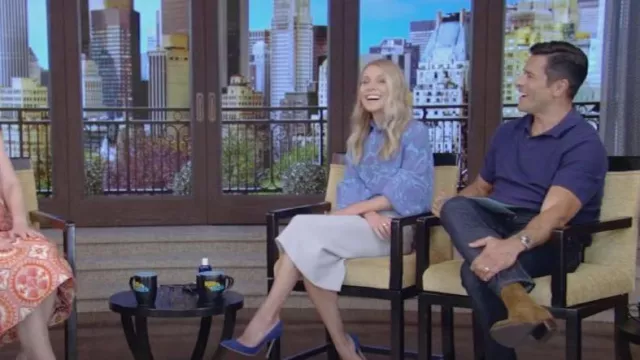 Roland Mouret Arreton Jupe crayon portée par Kelly Ripa comme on le voit en LIVE avec Kelly et Mark le 12 juin 2024