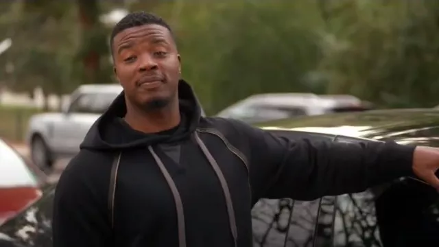 Sudadera con capucha Theory Black Mt07 para hombre usada por Spencer James (Daniel Ezra) como se ve en All American (S06E12)