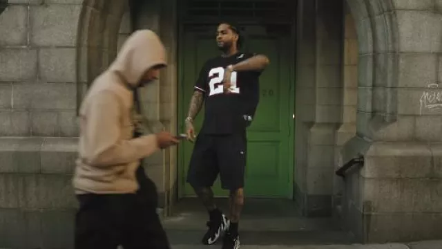 NIke Air DT Max '96 'Black White' usado por Dave East en Dave East x Mike & Keys - GOD PRODUCED IT [Video Oficial]
